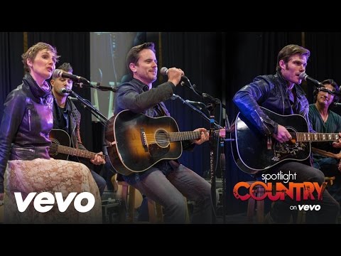 Cast of ‘Nashville’ Performs with Joe Nichols to Benefit Boot Campaign (Spotlight Country)
